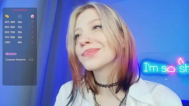 arielabradberry's cam snapshot