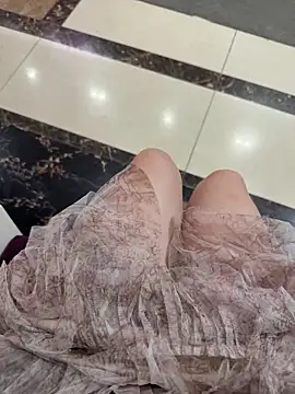 Meii-meyy live sex cam