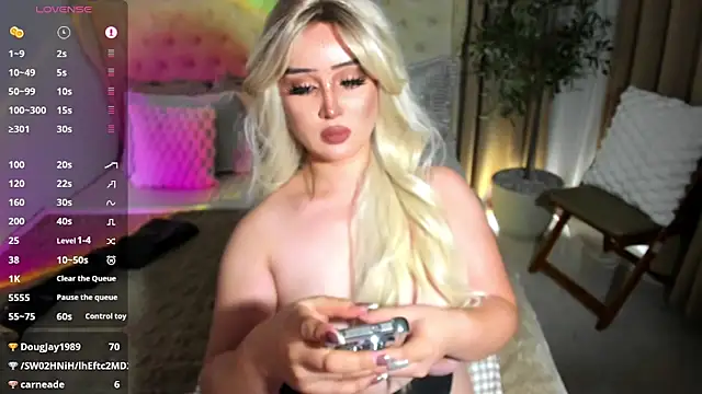 mariahmonroe live sex cam