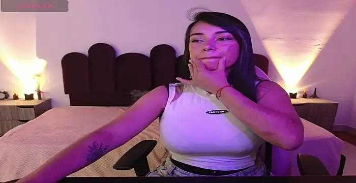 Miss_Victoria_11's cam snapshot