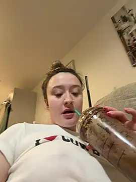 LilyLuck_'s cam snapshot