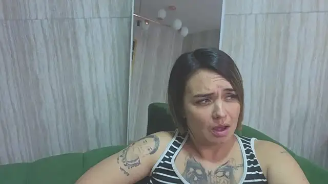 zarcasutra_t's cam snapshot