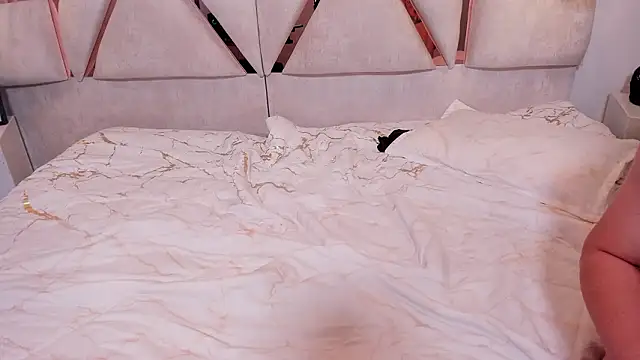 nilaynoa live sex cam