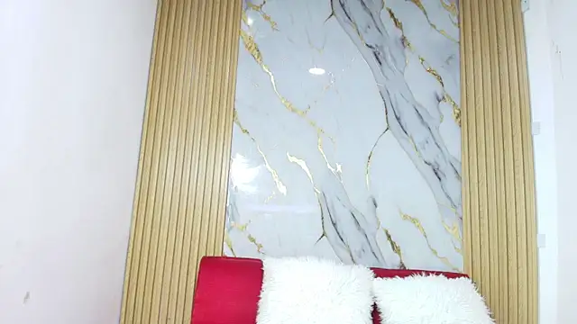 Luluu_08 live sex cam