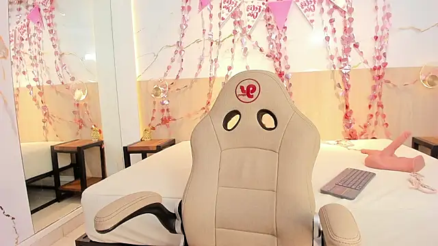 chloe_murray's cam snapshot