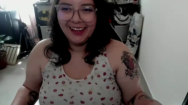 aika-dreams's cam snapshot