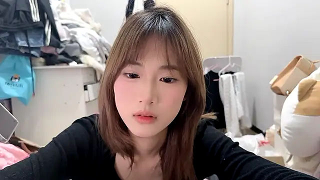 Ann-cookie's cam snapshot