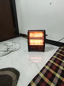 Urs_sassyshikha live sex cam