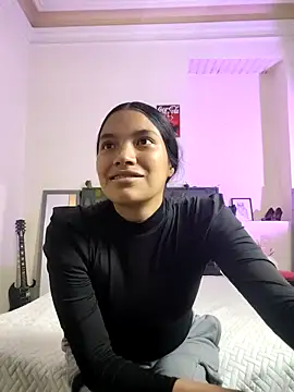 Julieta_Parker's cam snapshot