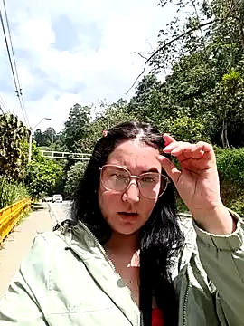 SaloGray8's cam snapshot