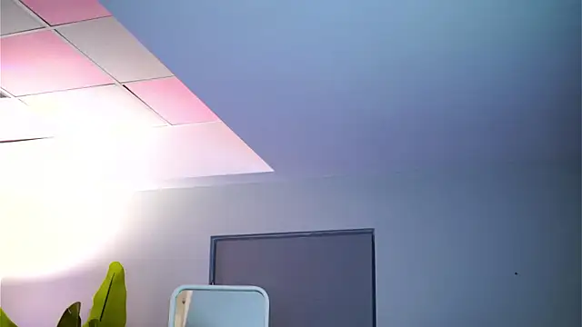 RaquelleVon live sex cam