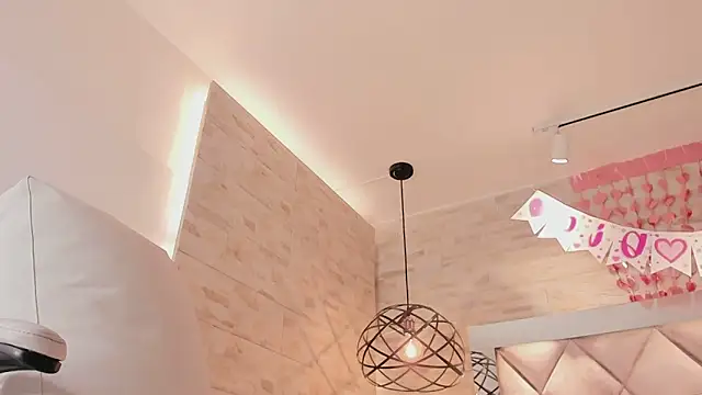 grace_daviss's cam snapshot