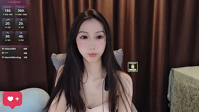 Queenbb88 live sex cam