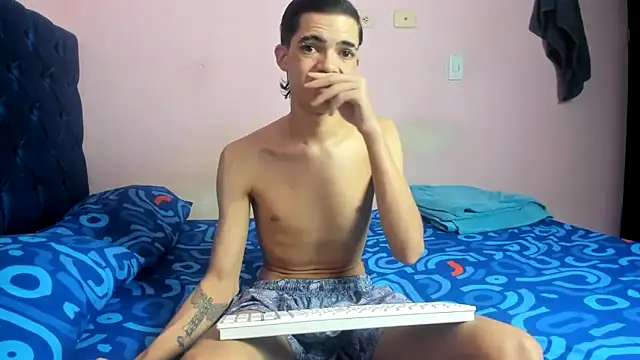 Latinos_2001 live sex cam