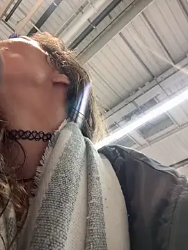 Amani_thewolf live sex cam