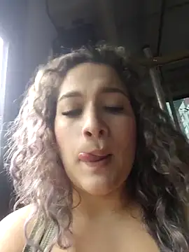 Sara_smiiith211 live sex cam