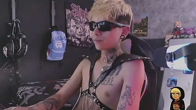 AcidMilo live sex cam