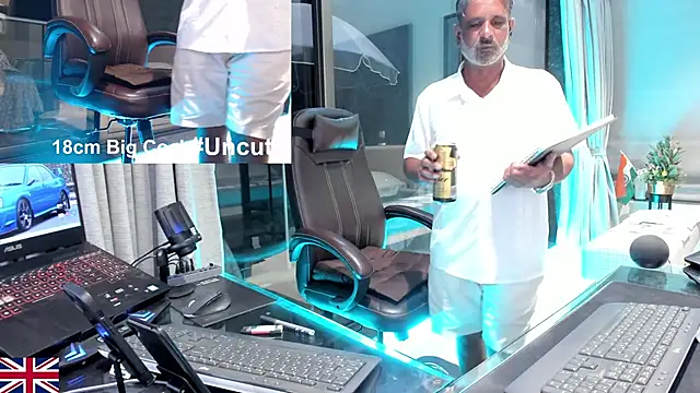 OnlineBossUK live sex cam