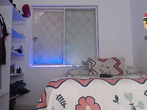 julieth_spencer1's cam snapshot