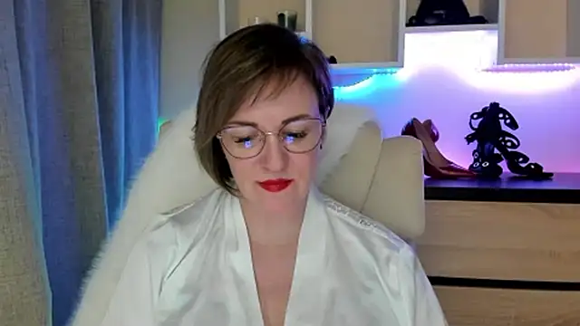 feliziaDesire's cam snapshot