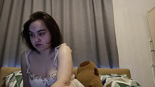 KatrinaWanderlust's cam snapshot