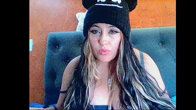 Keyla-30Queen's cam snapshot