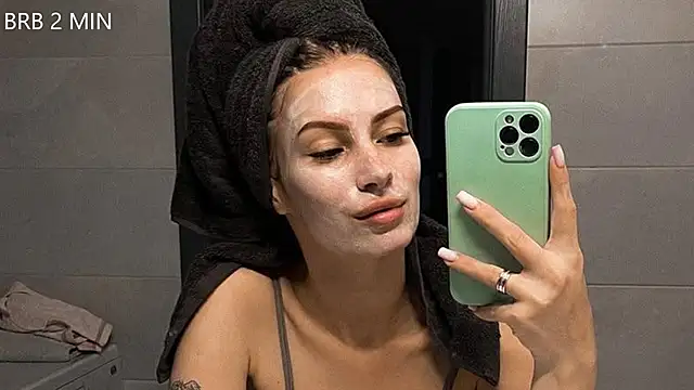 SoftnessMila's cam snapshot