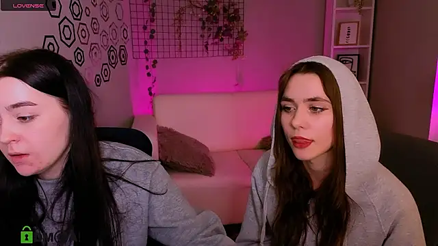 monica_xcx's cam snapshot