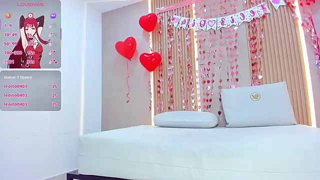 emily_kovac's cam snapshot