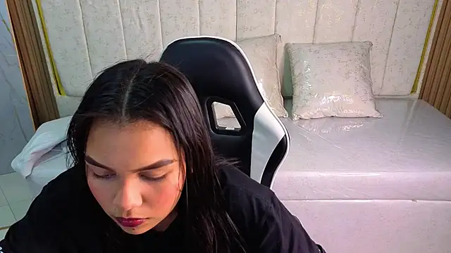 Maddy_Danson_Tx's cam snapshot