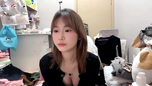 Ann-cookie live sex cam