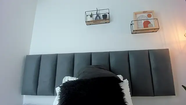 MaraOwen_'s cam snapshot