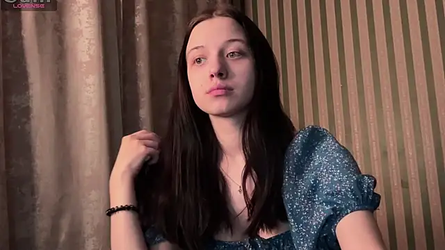 AlicePowells's cam snapshot