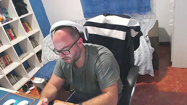 ravingr4d4's cam snapshot