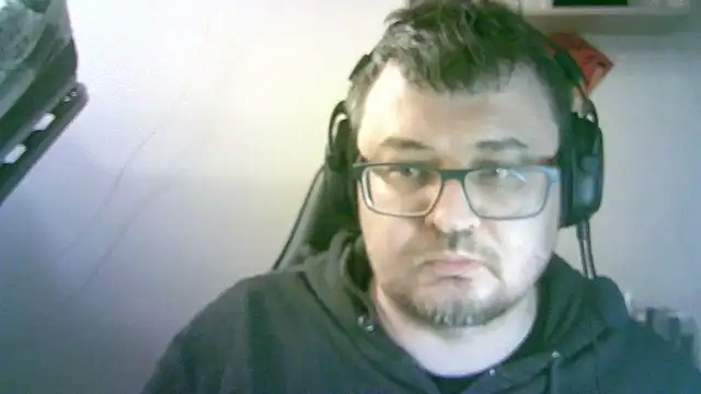 SirAbuser's cam snapshot