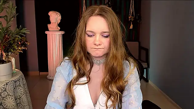 auroranelson's cam snapshot