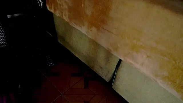 LADY-IN-BLACK's cam snapshot