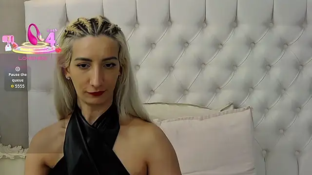 AylaLavine's cam snapshot