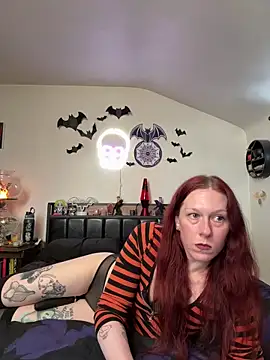 ScarletPanes's cam snapshot