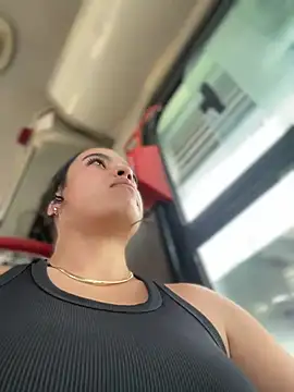 JuanitaMore01's cam snapshot