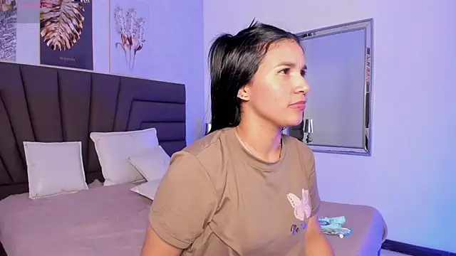 Sofi_Perez_'s cam snapshot