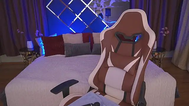 AnikaJane's cam snapshot