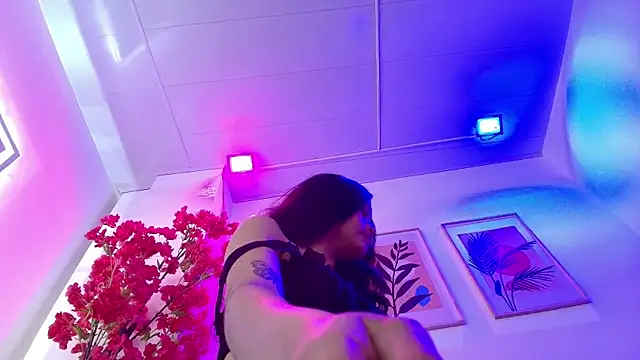 Maddie_T18's cam snapshot