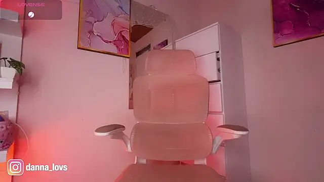 Dannaa_Lovs's cam snapshot