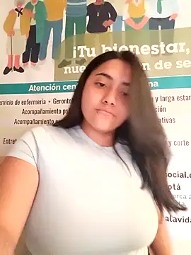 ANDREA-10_'s cam snapshot