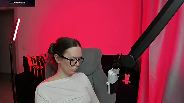 SharkyBaby's cam snapshot