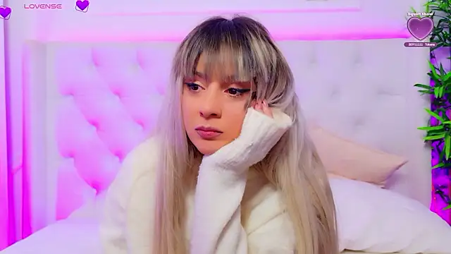 AriannaSins live sex cam