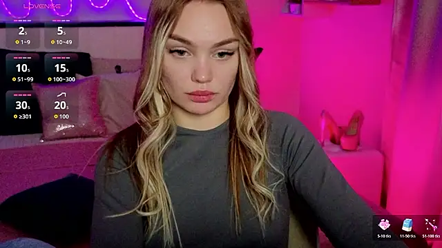 KitsyMoore's cam snapshot