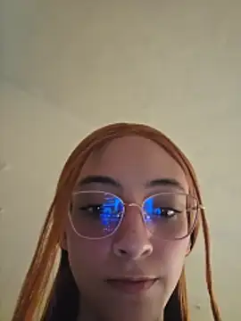 Dani-peggin live sex cam