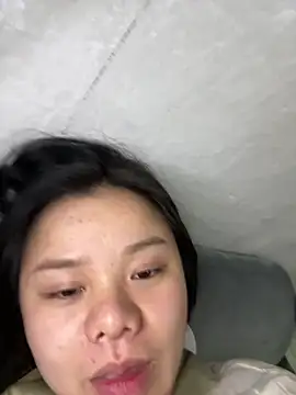 leo-kitty's cam snapshot